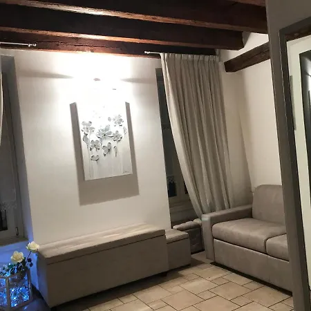 Bilocale Nel Centro Di Appartement *